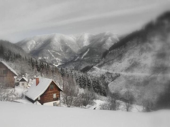 2-Bed House with Mountain View in Steyr-Land, Sleeps 6, 1004