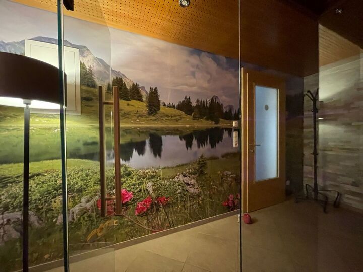 Spacious 2-Bed Apartment in Bregenz, Sleeps 4, 1028