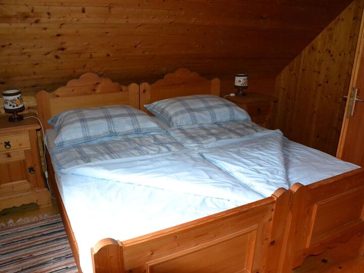 Beautiful 2-Bed House in Volkermarkt, Sleeps 5, 1044
