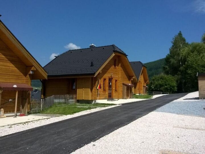 2-Bed House with Mountain View in Tamsweg, Sleeps 6, 1102
