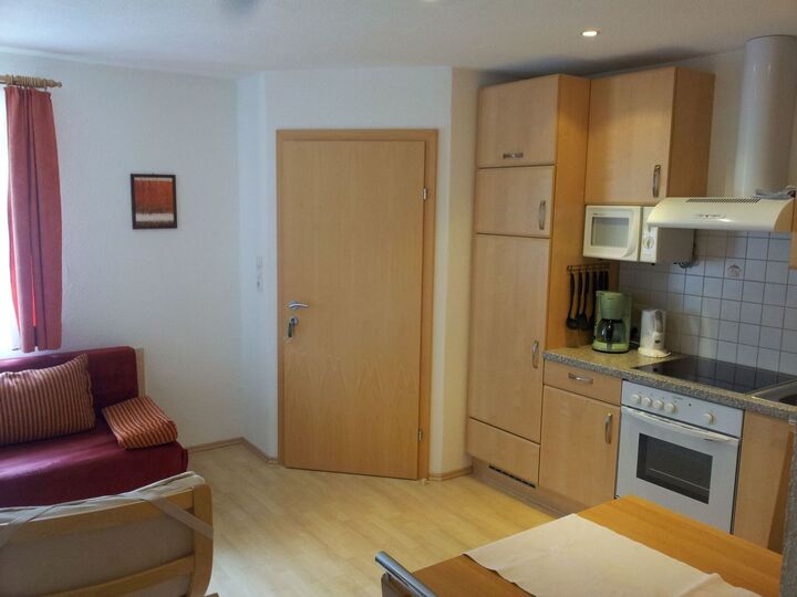 1-Bed Apartment with Mountain View in Imst, Sleeps 2, 1167