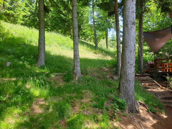 Serene 3-Bed Apartment in Wolfsberg, Sleeps 8, 1069