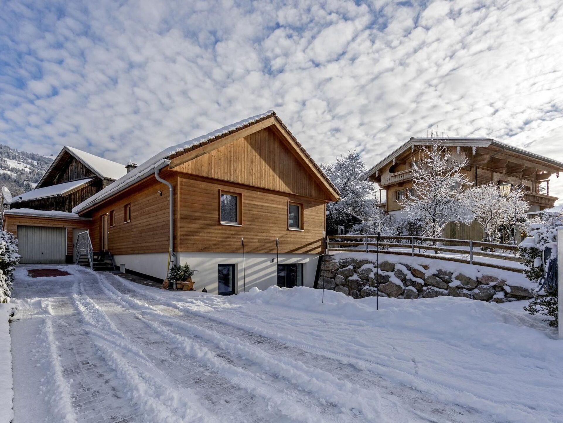 Sumptuous 2-Bed Apartment in Kitzbuhel, Sleeps 6, 1344