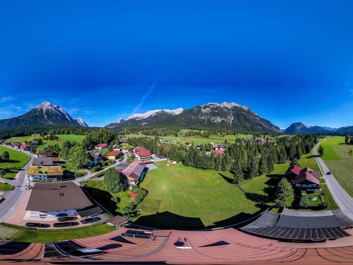 Luxurious 2-Bed Apartment in Innsbruck-Land, Sleeps 4, 1155, Leutasch, Austria