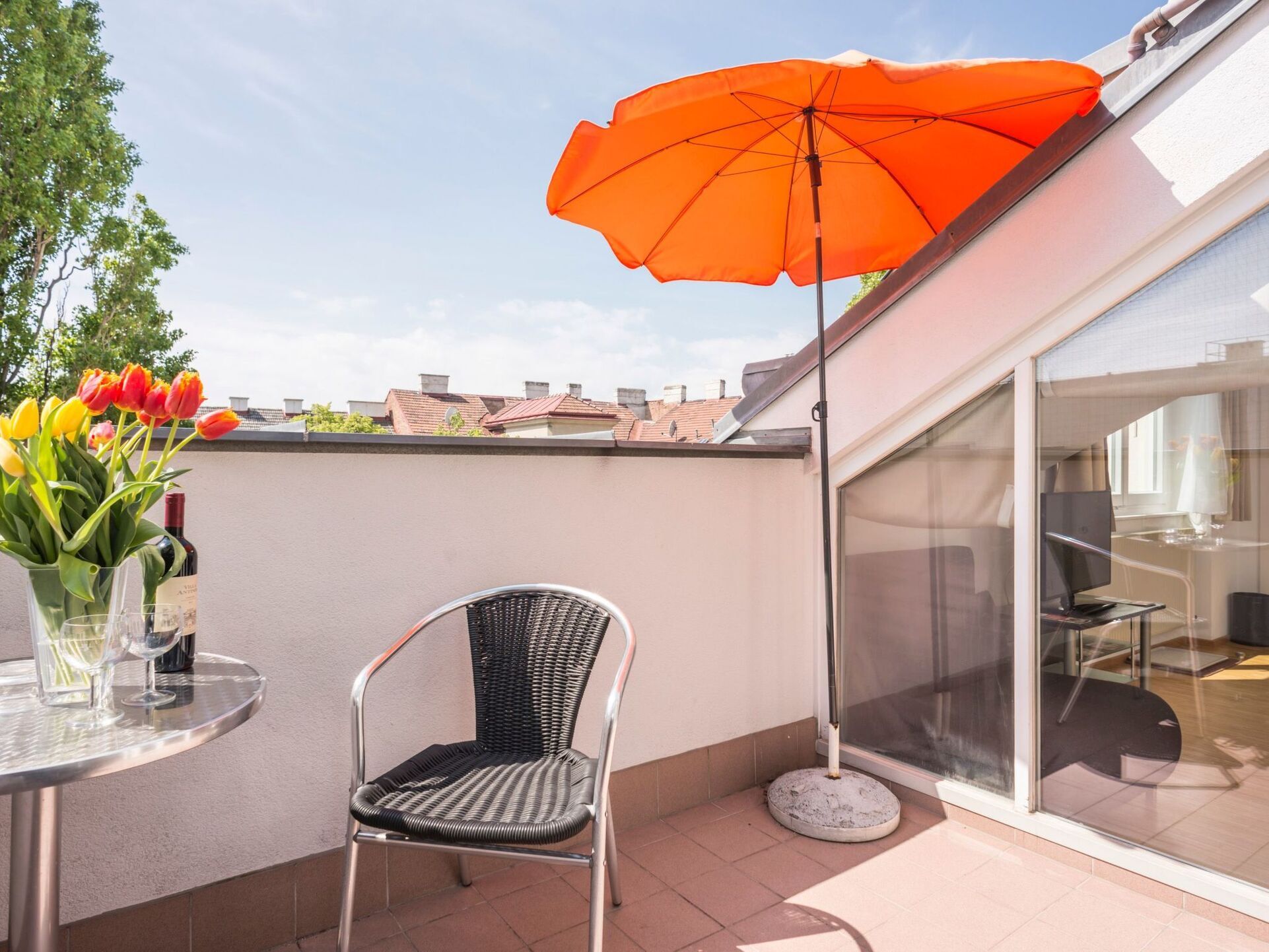 Elegant 1-Bed Apartment in Wien, Sleeps 4, 1001