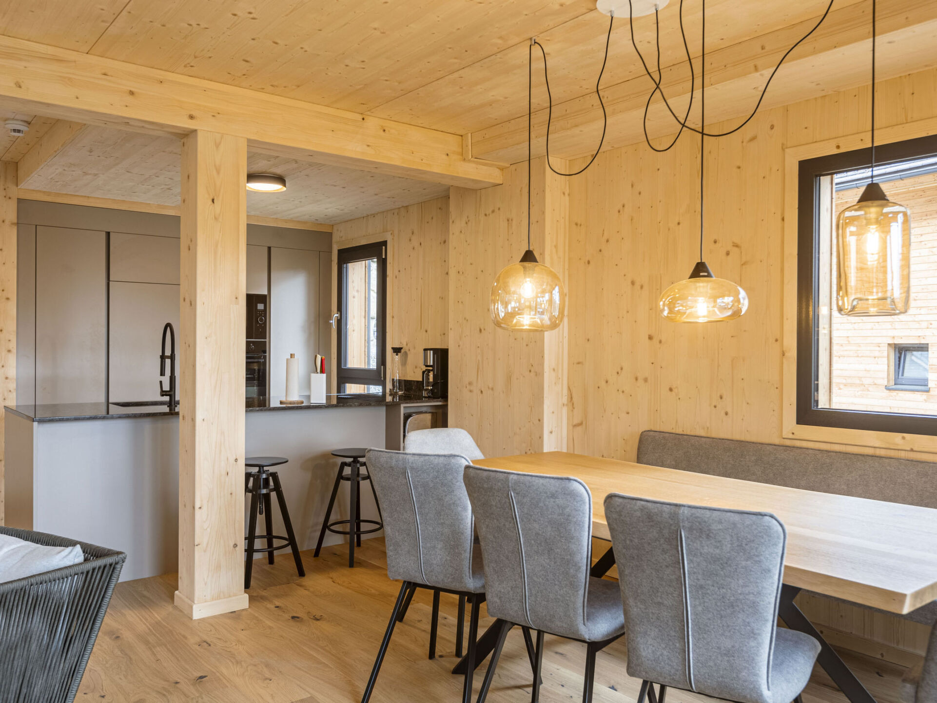 Kitchen / Dining Room