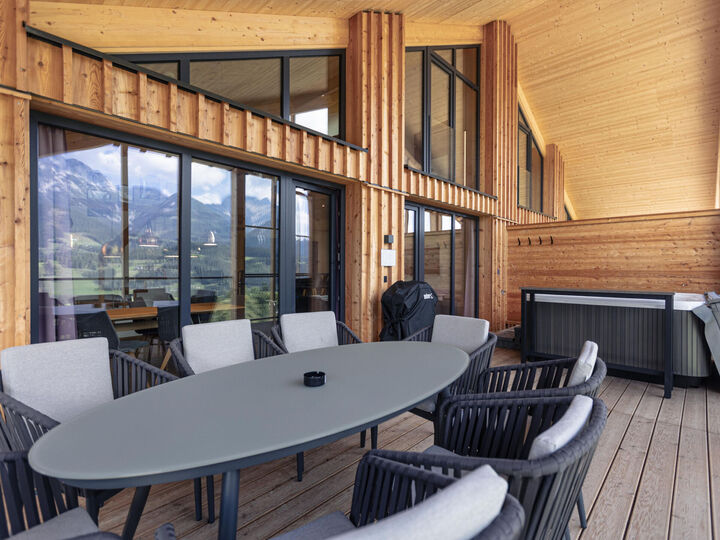 3-Bed Apartment with Private Pool in Liezen, Sleeps 6, 1016, Ennsling, Austria