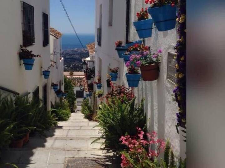 Benalmádena Villa 1075