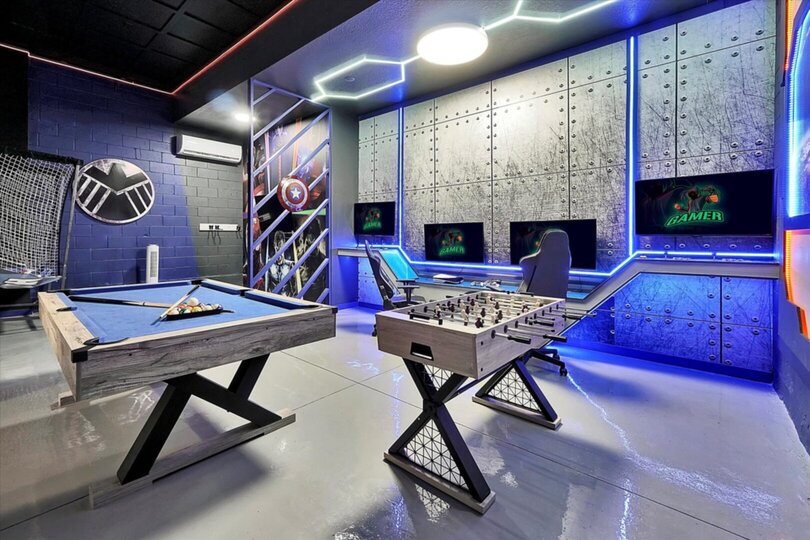 The Ultimate 15 Bedroom Mansion on Orange County, Orlando Mansion 6675