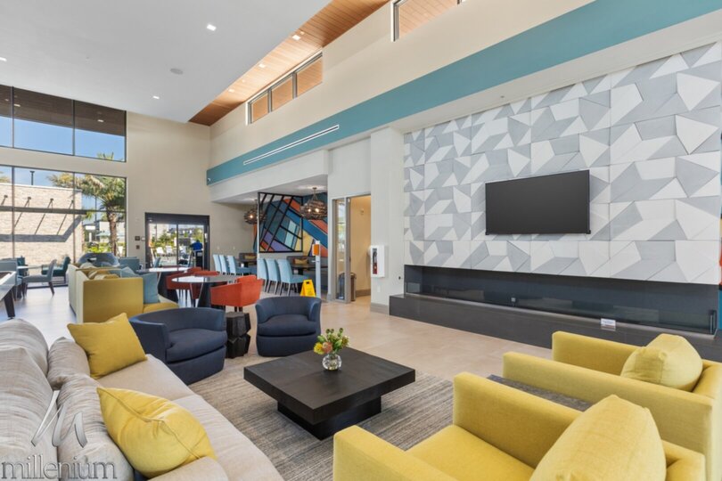 The Ultimate 15 Bedroom Mansion on Orange County, Orlando Mansion 6675