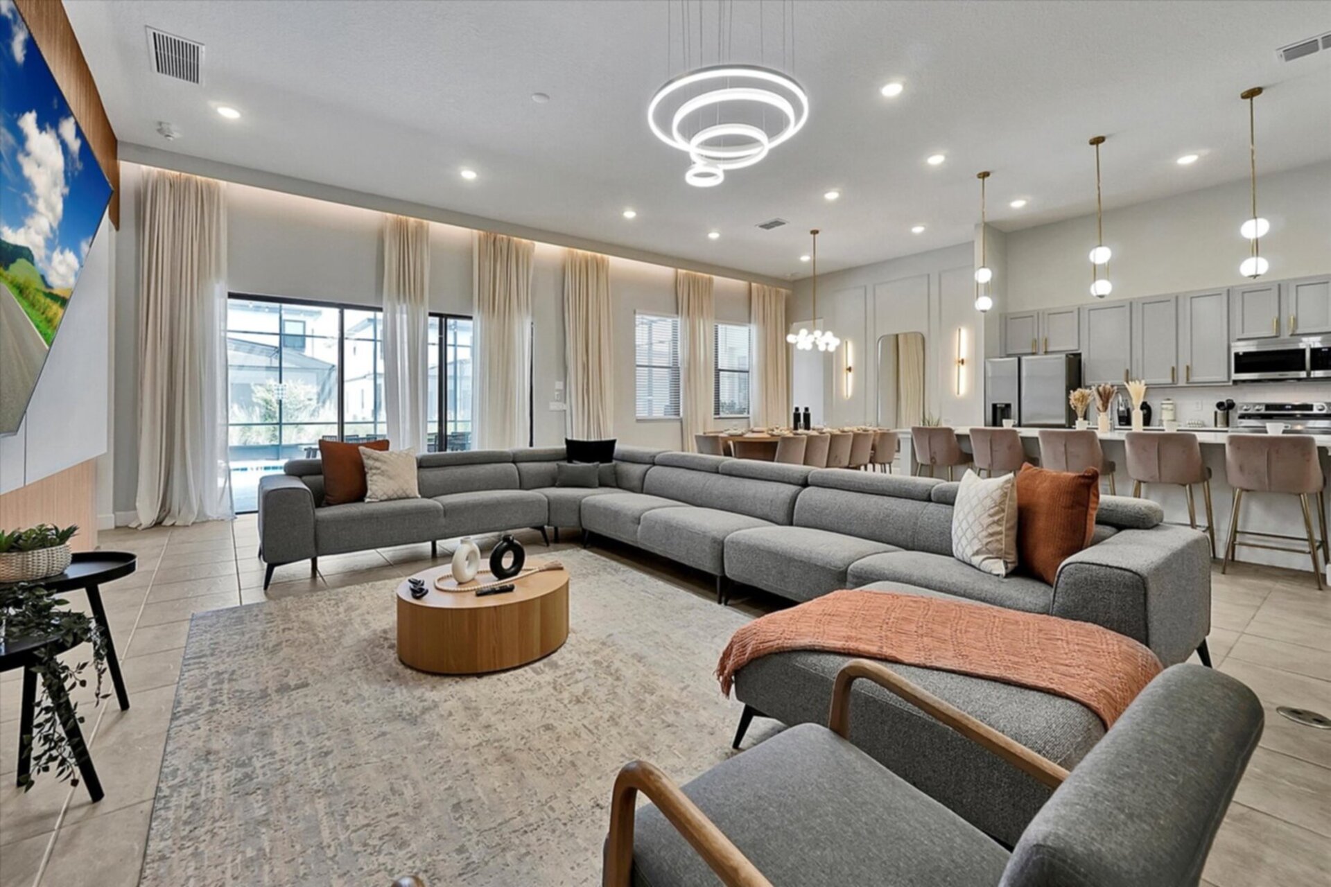 The Ultimate 15 Bedroom Mansion on Orange County, Orlando Mansion 6675