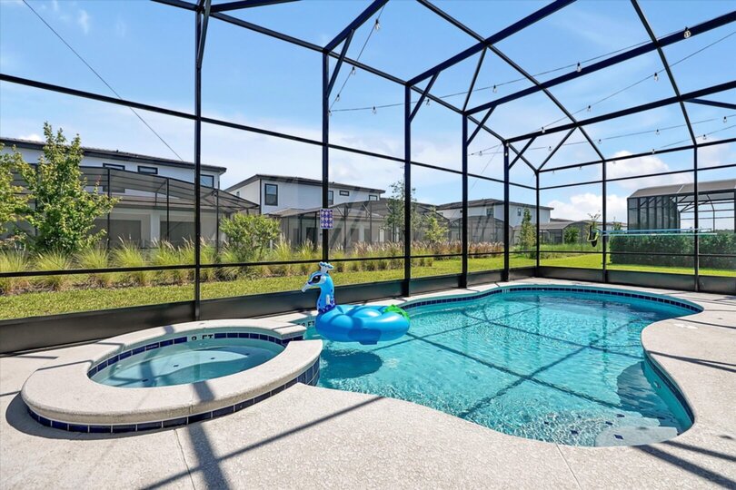 The Ultimate 15 Bedroom Mansion on Orange County, Orlando Mansion 6675