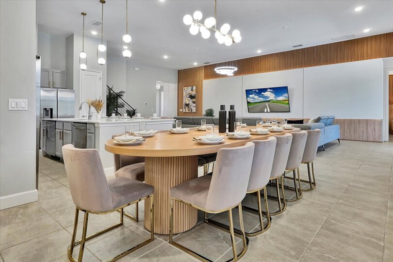 The Ultimate 15 Bedroom Mansion on Orange County, Orlando Mansion 6675