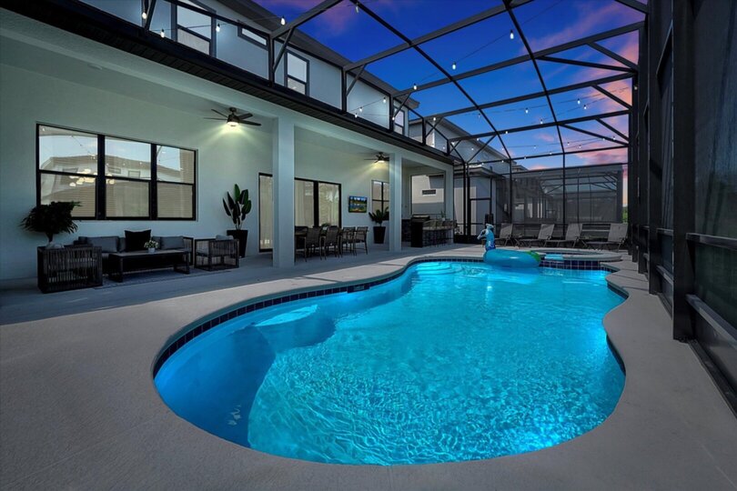 The Ultimate 15 Bedroom Mansion on Orange County, Orlando Mansion 6675