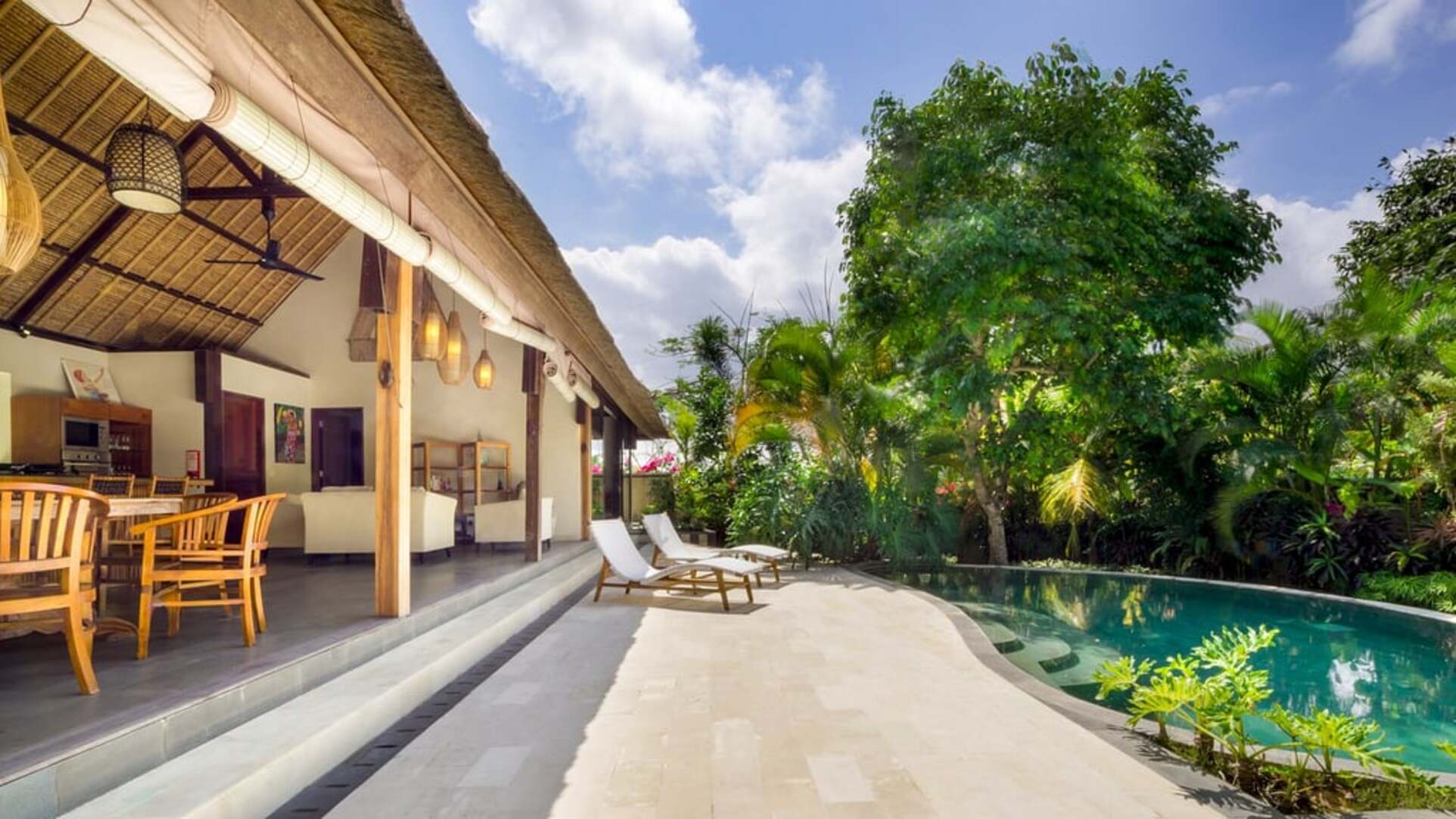 5 Star Akilea Estate – Tropical Grandeur Retreat