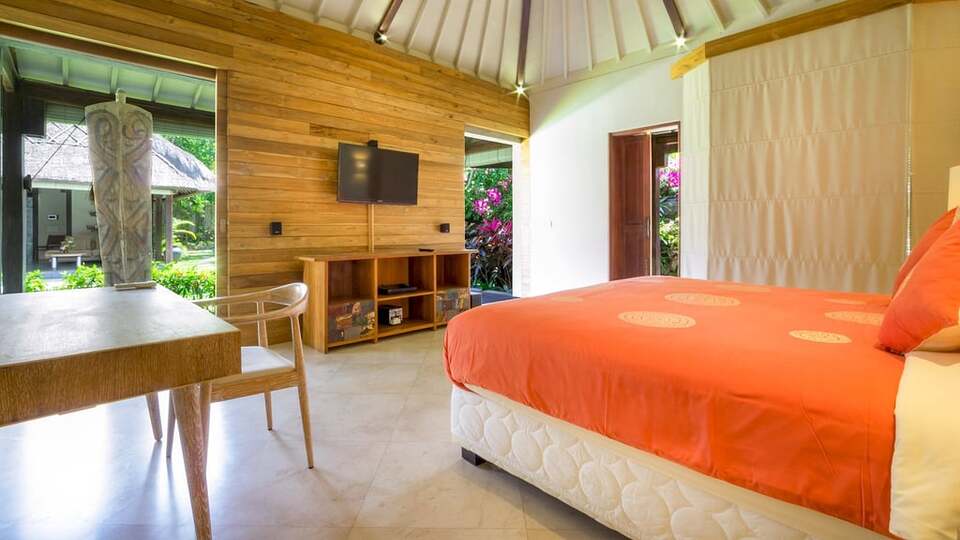5 Star Akilea Estate – Tropical Grandeur Retreat