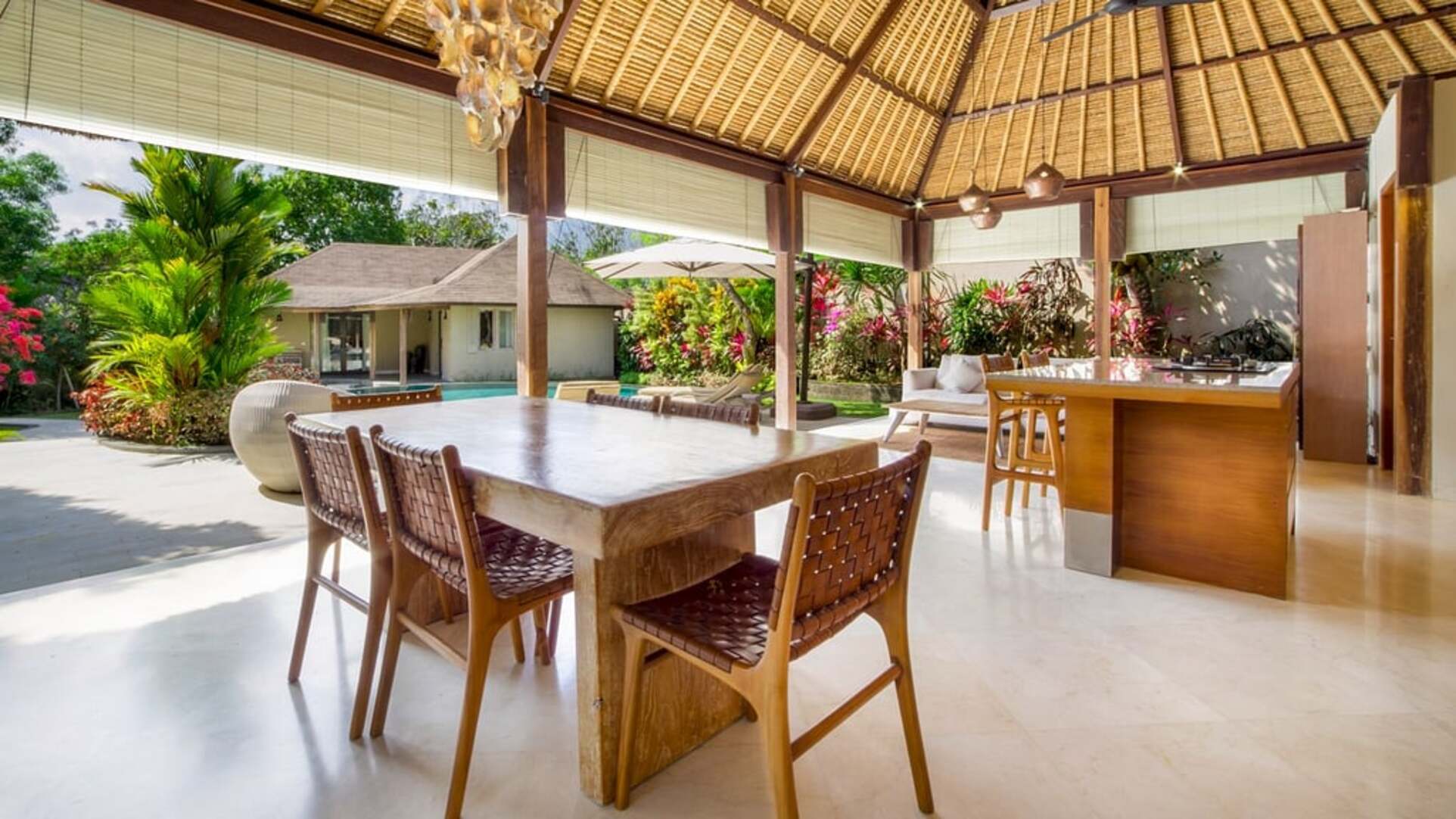 5 Star Akilea Estate – Tropical Grandeur Retreat