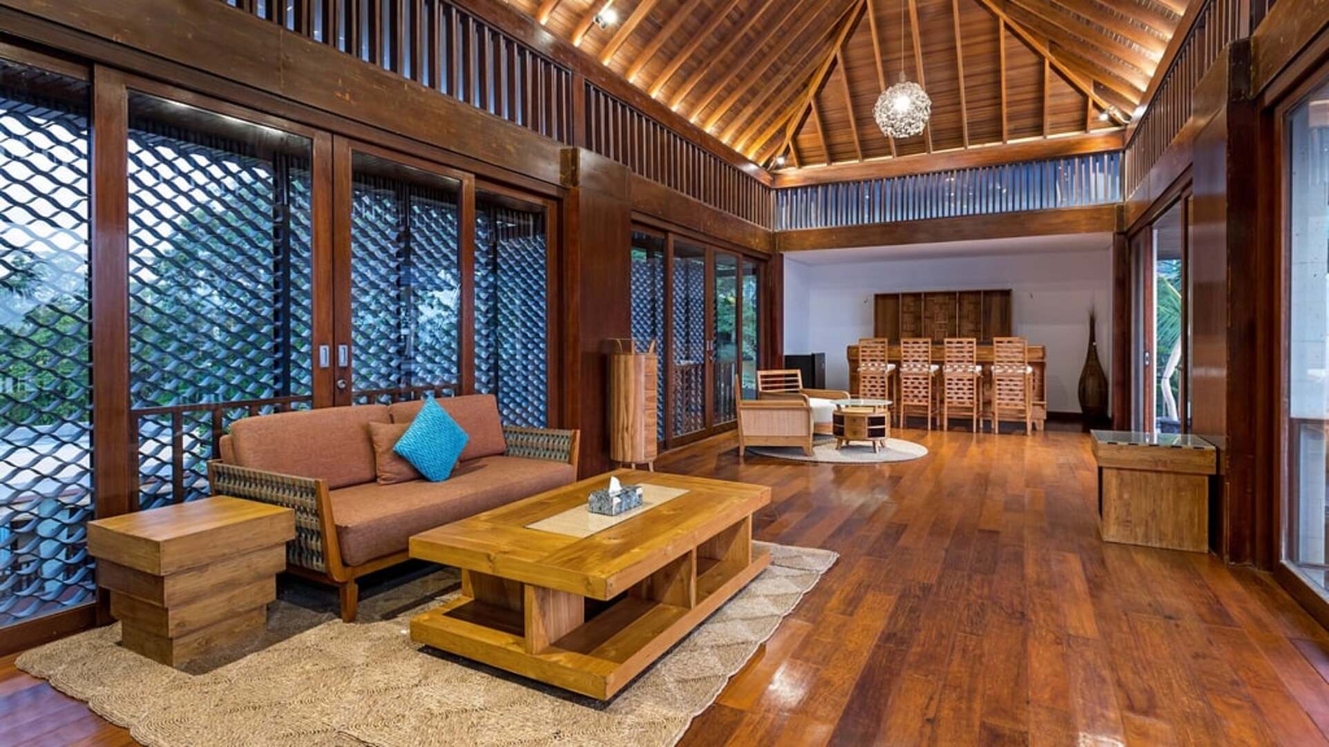 5 Star The Chand’s Estate – Exclusive Beachfront Collection