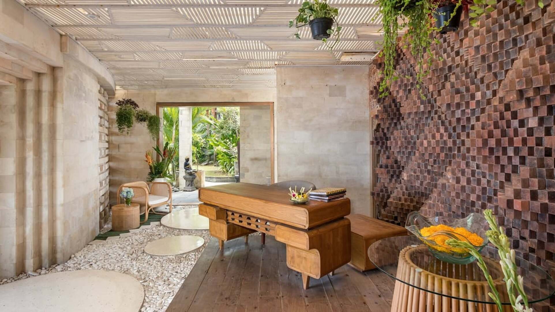 5 Star The Chand’s Estate – Exclusive Beachfront Collection