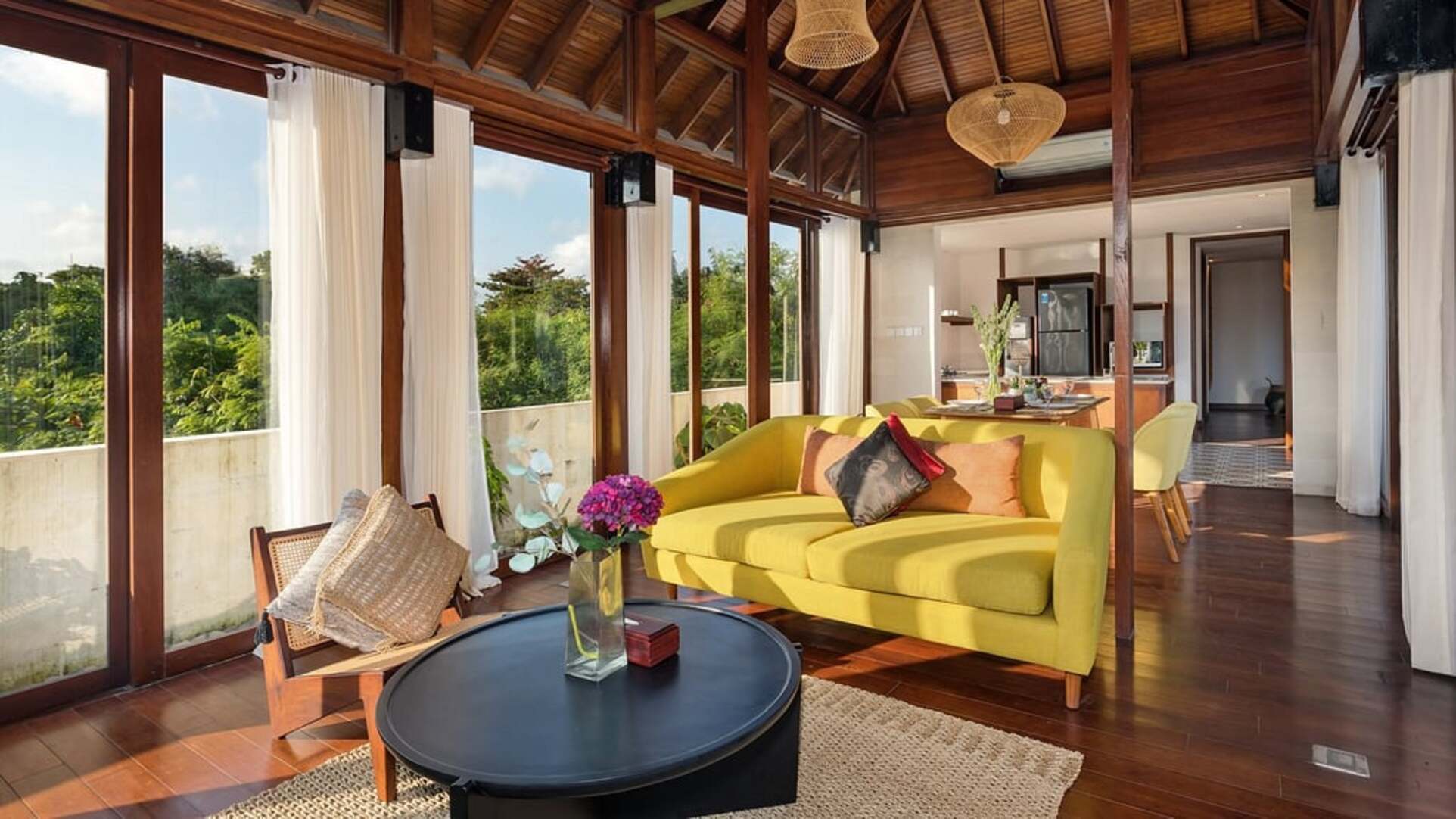 5 Star The Chand’s Estate – Exclusive Beachfront Collection