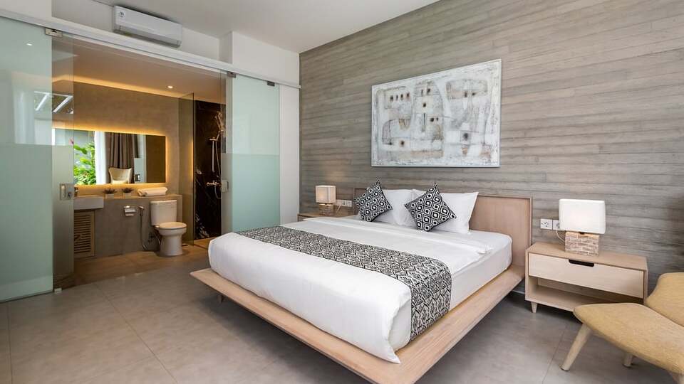 5 Star Swan Villa 1 – Tropical Seminyak Escape