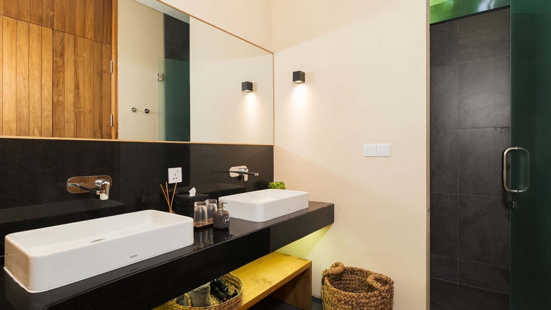 5 Star M Villa 318 Canggu - Tropical Elegance