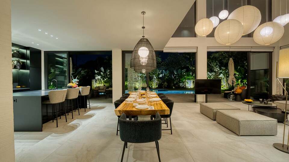 5 Star Villa Amara - Contemporary Tropical Luxury