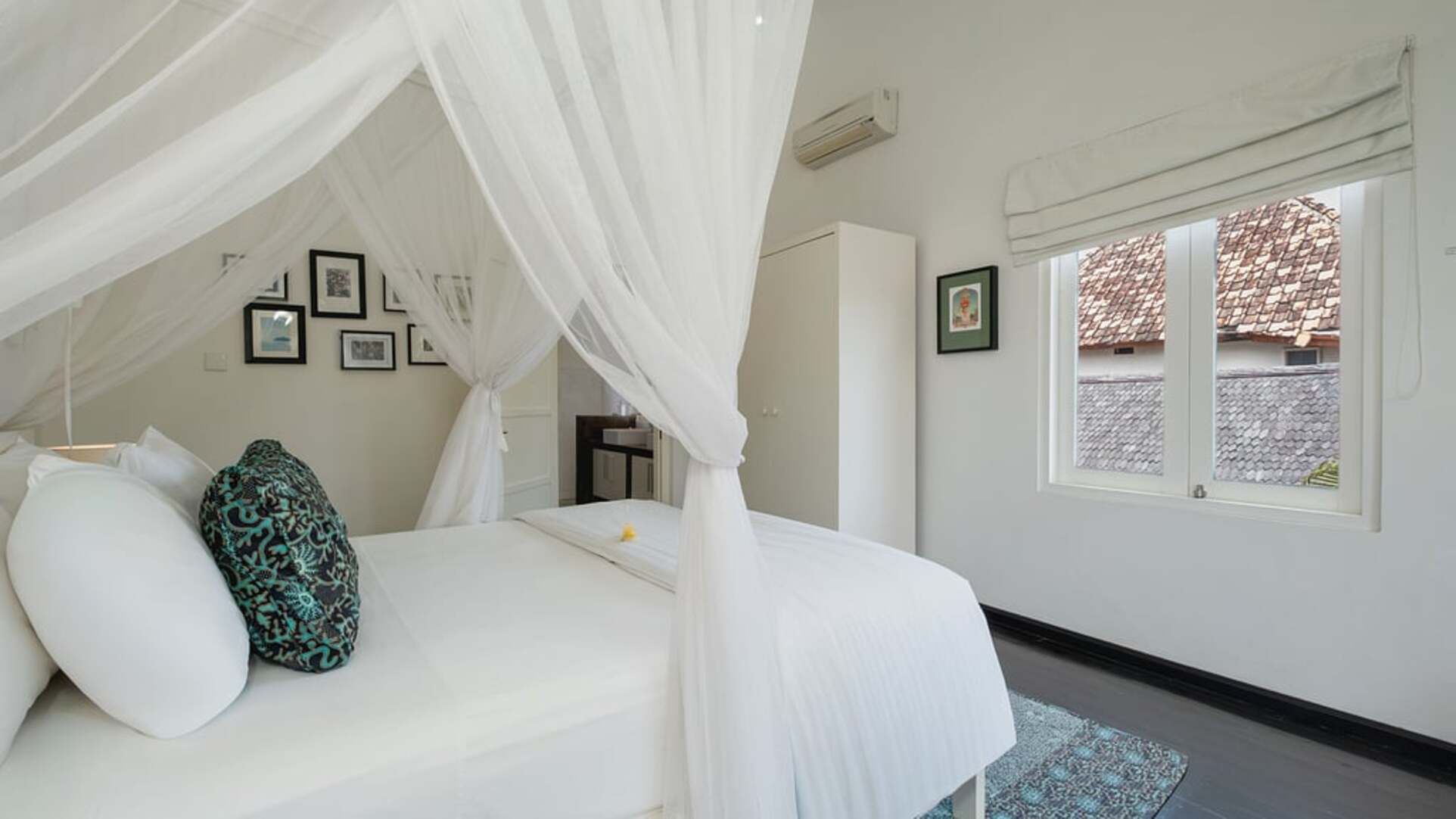 5 Star Villa Merta Sari 8 - Seminyak Serenity