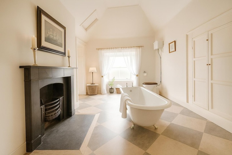 5 Star Rockfield Mansion, Unique Irish Experience