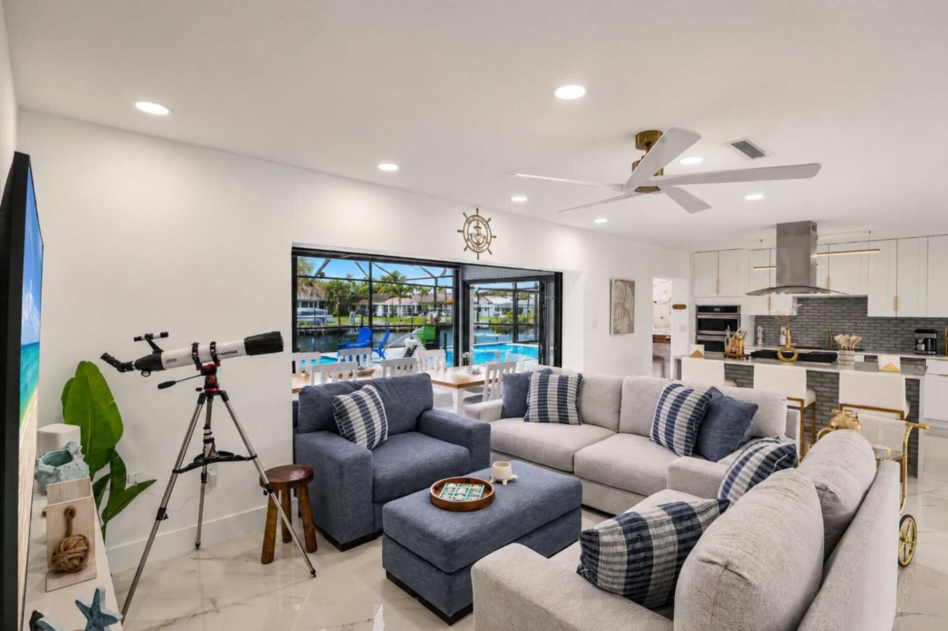 Beautiful 4/3 waterfront home with private pool
