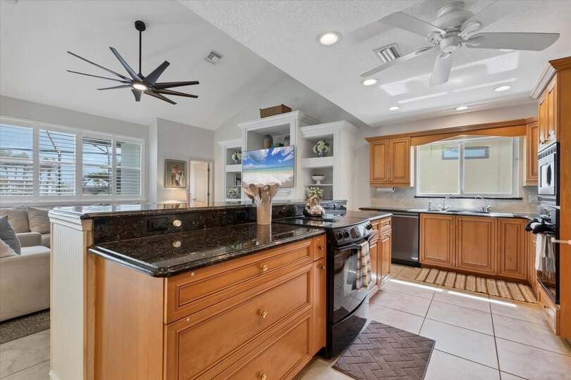 Fully-equipped kitchen
