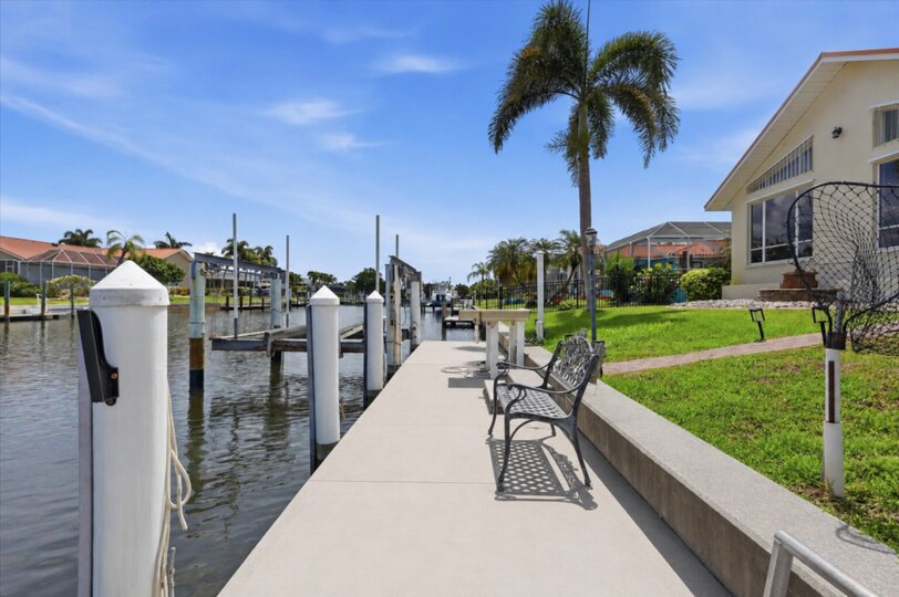 Don't forget the boat! Great fishing area. Dock size: 7' x 45' with power, water and fish cleaning station (Boat lift is not for guest use)