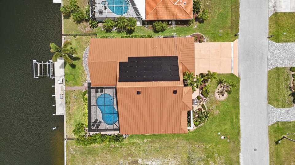 Beautiful 3 bedroom, 2 bathroom waterfront home with private pool in Punta Gorda, FL