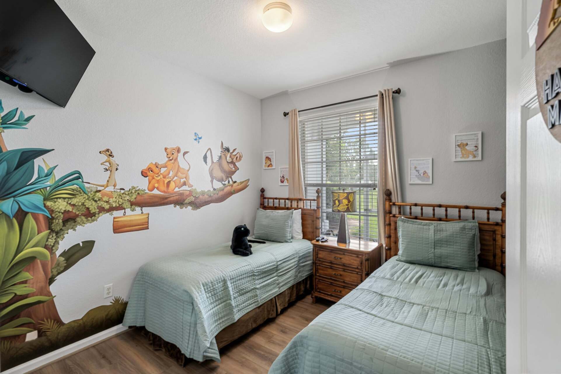 Two Twins Bedroom 3 43" Roku TV Lion King Theme