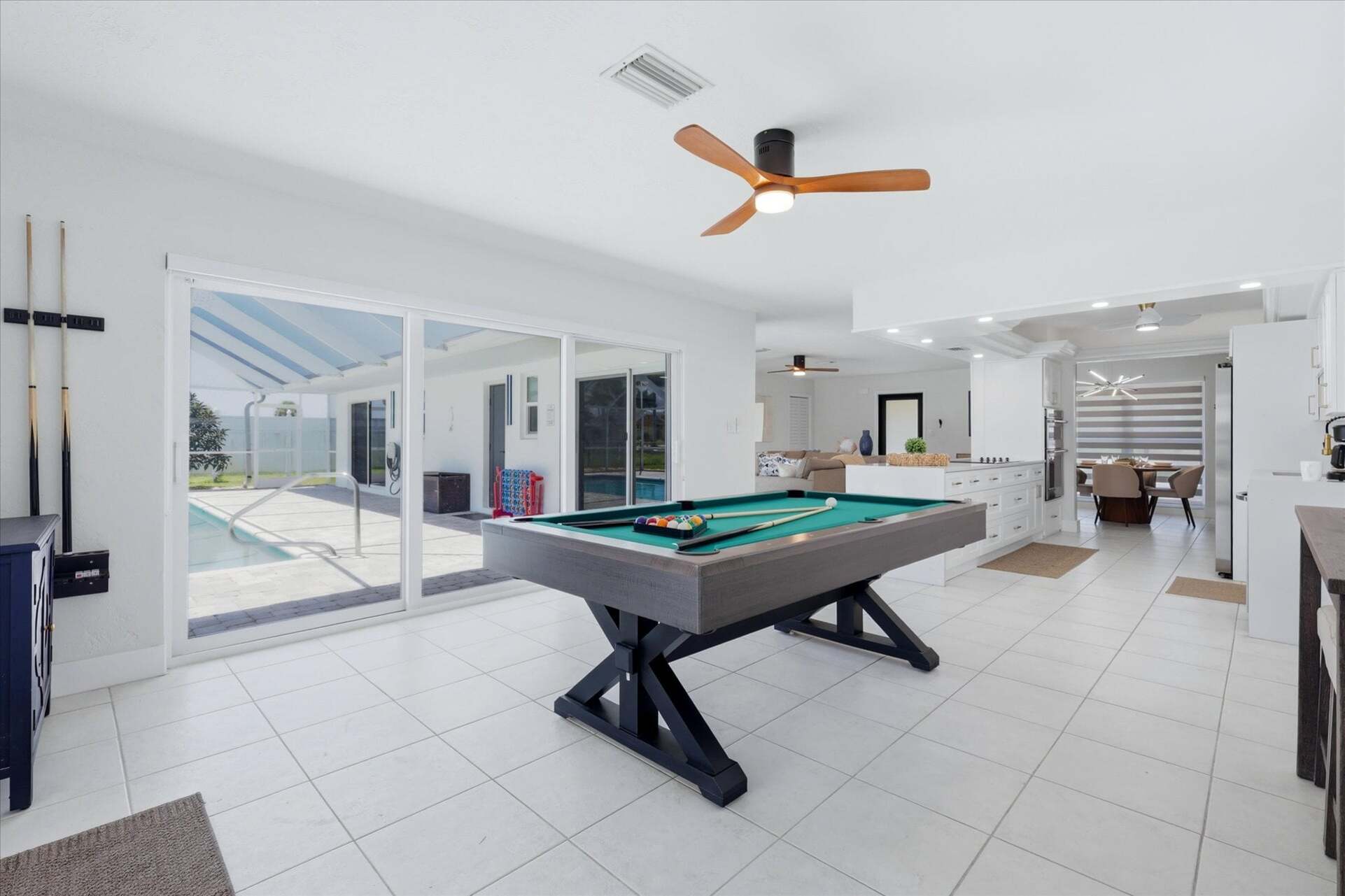 Pool table