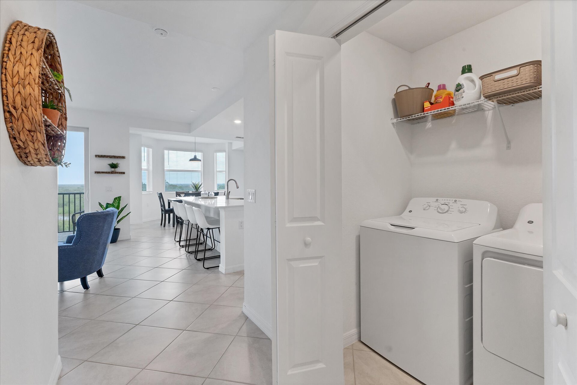 Full-size washer & dryer