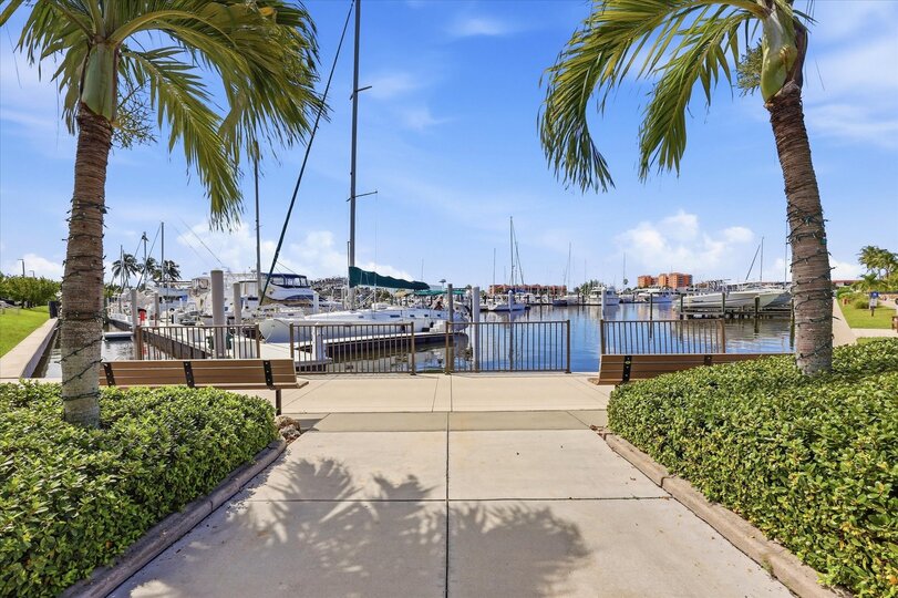 Burnt Store Marina Resort
