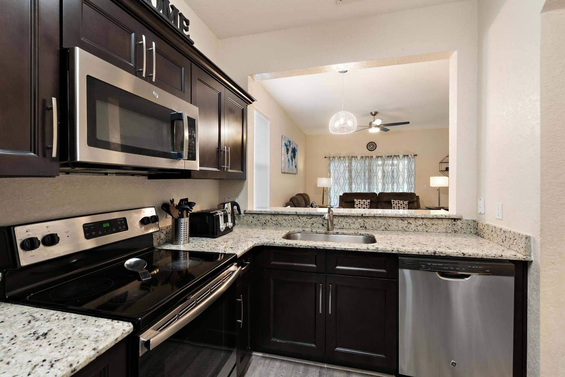 Kitchen (Angle)