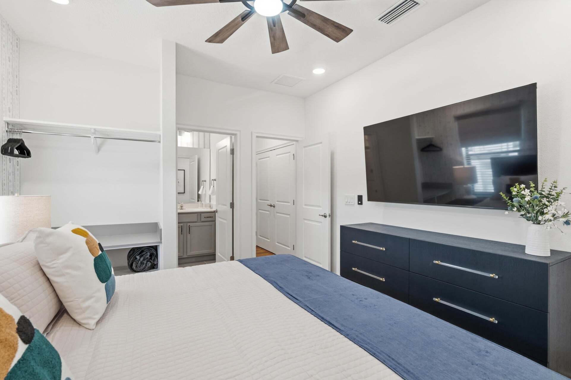 King Suite Bedroom 3 Upstairs Attached Bathroom 65" Smart TV