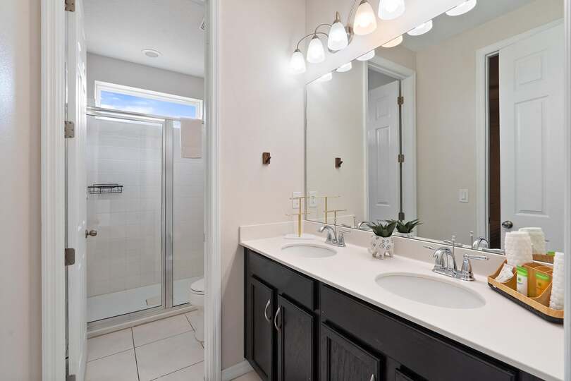 Jack N Jill Bathroom 6 Upstairs Shower