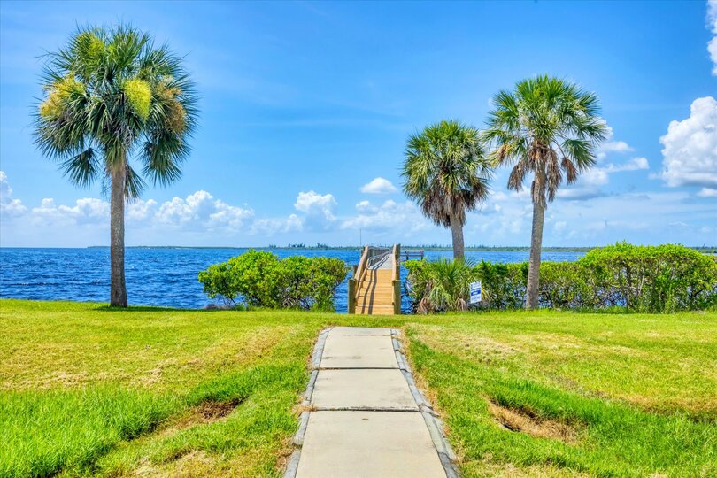 Pathway to fishing pier