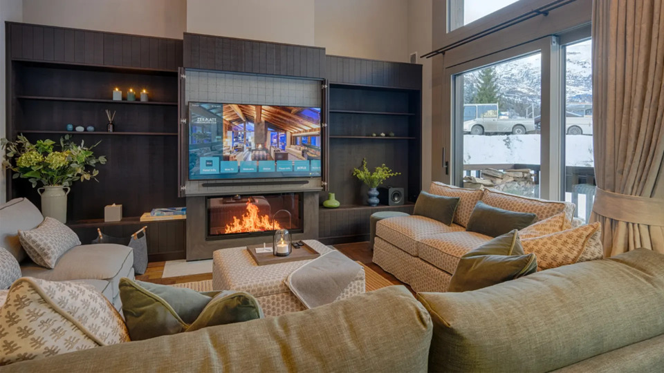 Elegant Mountain Lodge with Private Lift Access
